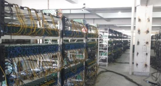 High-performance mining rigs operating in a robust hosting facility